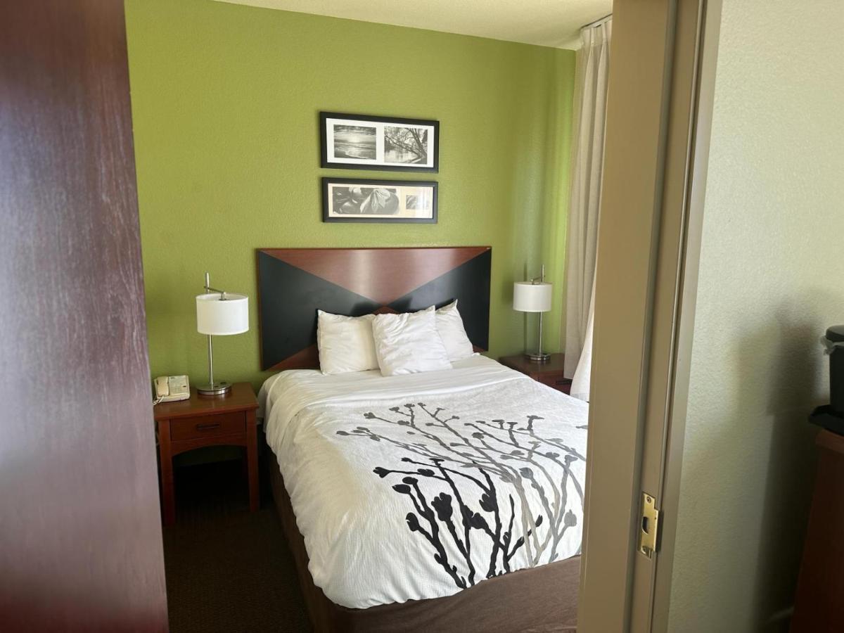 Sleep Inn & Suites At Six Flags San Antonio Eksteriør billede
