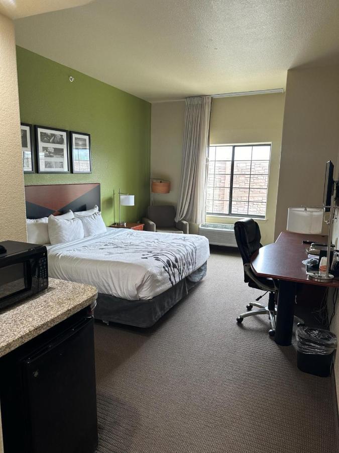 Sleep Inn & Suites At Six Flags San Antonio Eksteriør billede